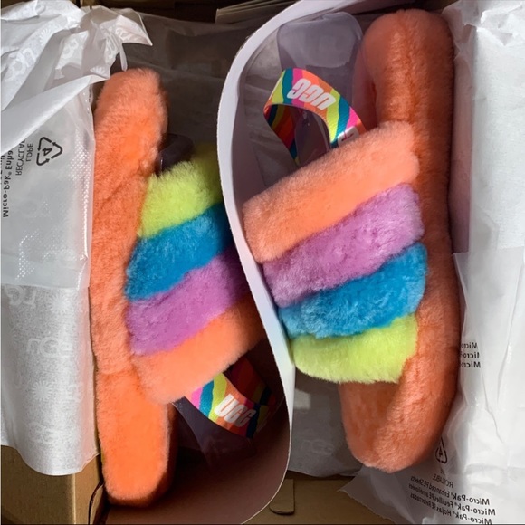 Ugg Australia Fluff Yeah Rainbow Pride Slides New With Box Womans - Picture 4 of 6